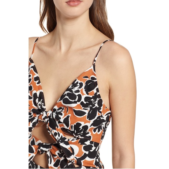 Leith Floral Linen Tie Front Jumpsuit - Picture 3 of 7